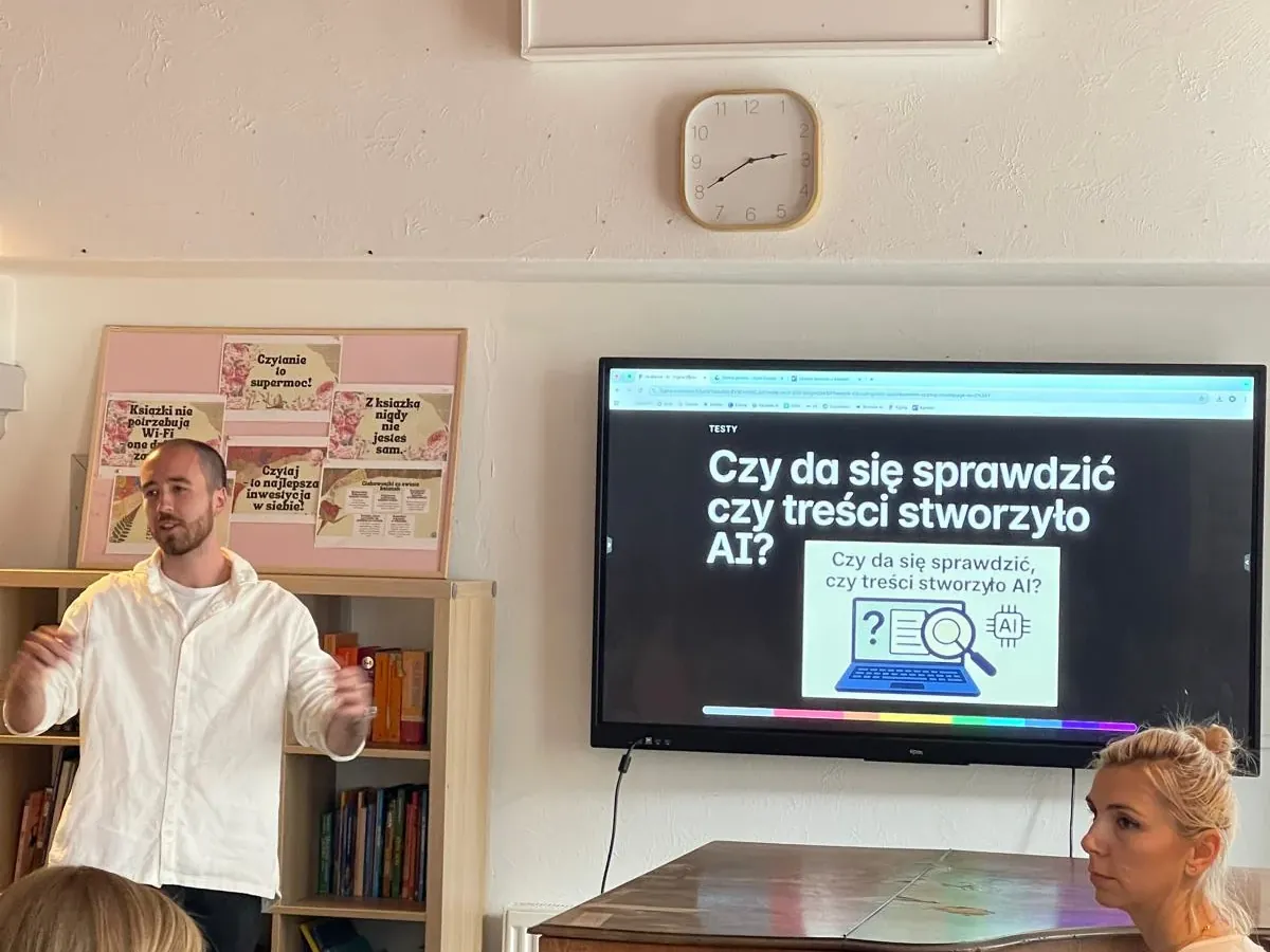 Praca z narzędziami AI do nauki języków obcych